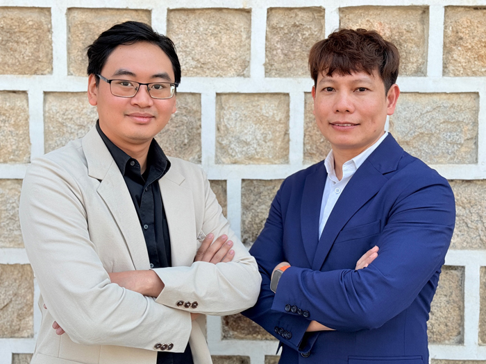 에디터 사진